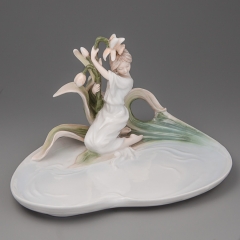 Блюдо "Дівчина з нарцисом" (23 * 13 см) (20314AA)