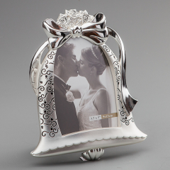 Фоторамка "Дзвіночок" (13*17 см, ф - 9*13 см) (110C)