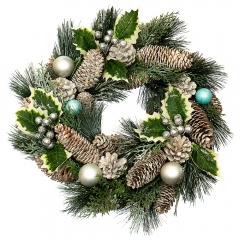 Венок "Еловый с шишками и шариками" (010NF)