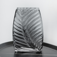 УЦІНКА Ваза "Темний лист", 20 см(Сколи чи білі плями) (00BR-9099-002)