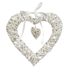 Венок подвесной из лозы "Сердечный тандем" 30*30 см (5002-023)