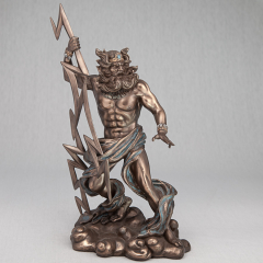 УЦІНКА Статуетка "Зевс" 28 см (Відломана блискавка,тріщина меча) (00BR-71002A4)